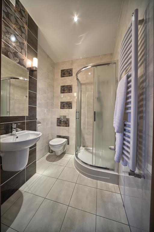 Hotel Stara Fabryka Malogoszcz Bilik gambar